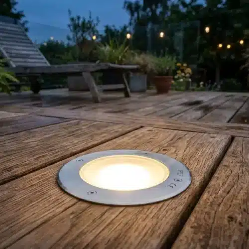 Spot encastrable LED IP67 sur terrasse bois