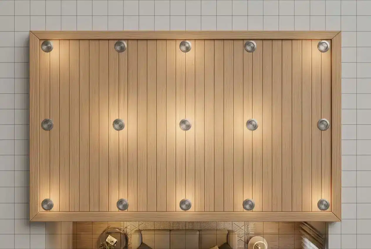 Plafond en bois avec spots encastrés espacés régulièrement pour illustrer la répartition de 1000 lumens dans une pièce.